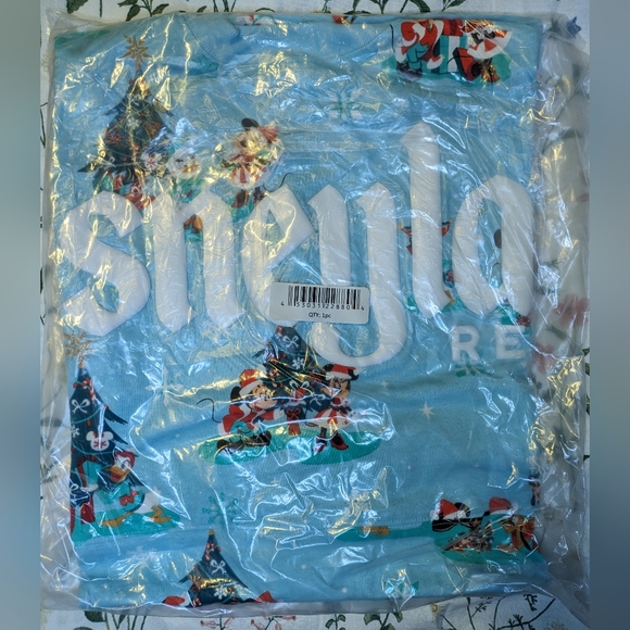 Disney Santa Mickey Mouse and Friends Holiday Spirit Jersey, Adults Unisex XL - Picture 10 of 11